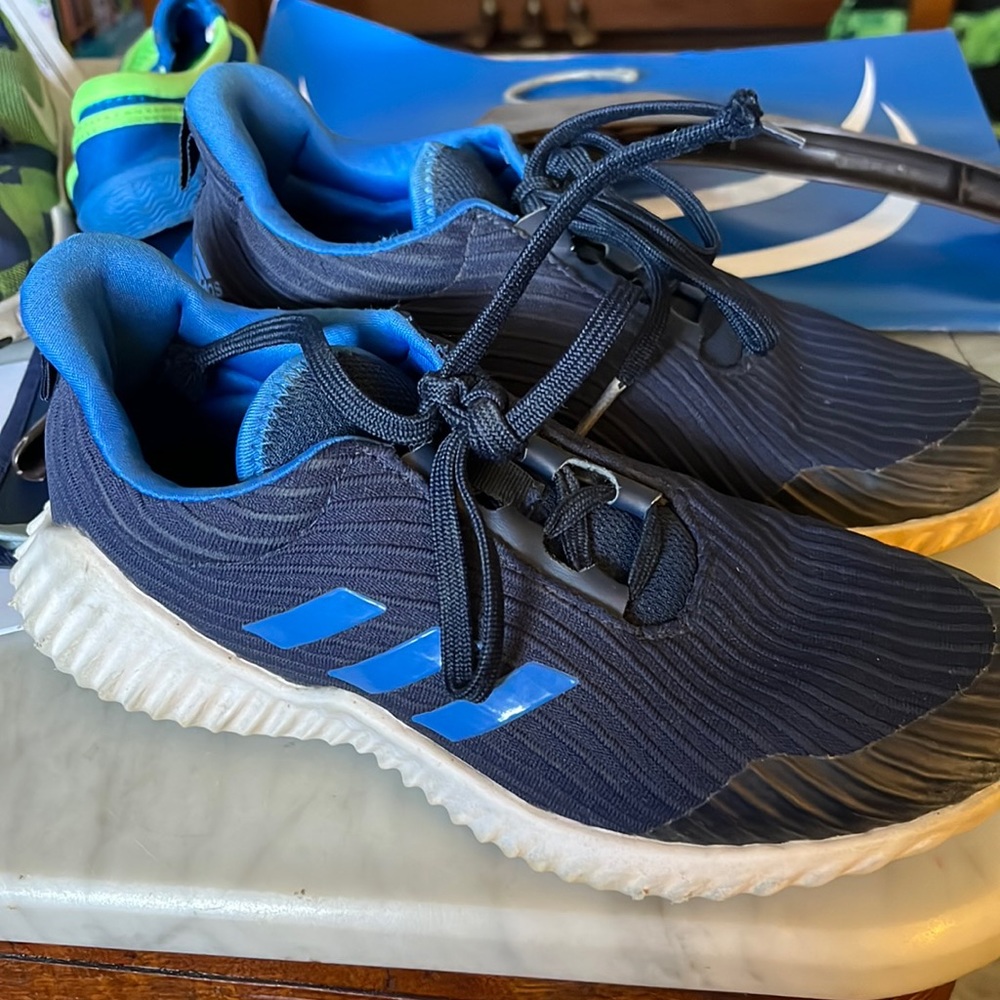 Boys size 3 Adidas sneakers  navy and blue